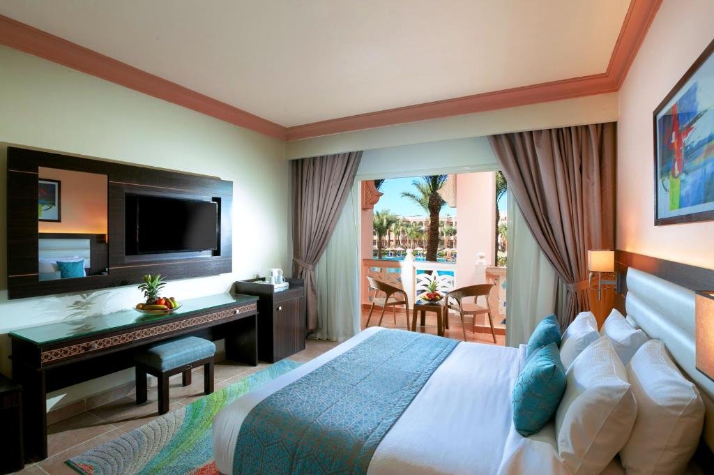 Luxurious Guest Room Interior