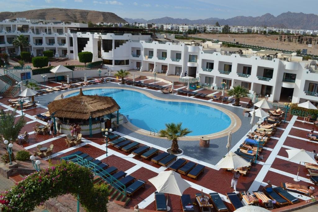 Sharm Holiday Main Swimming Pool