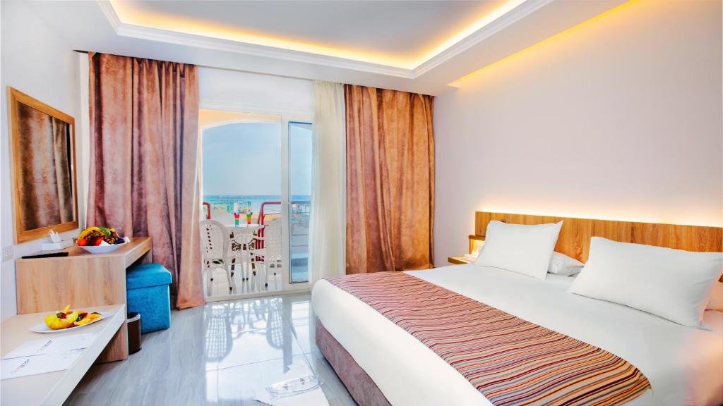 King Bed Suite